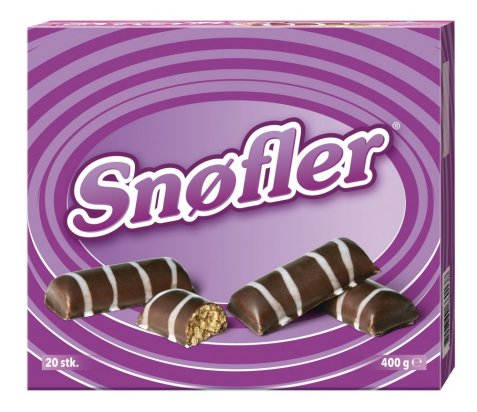 Bilde av Karen Volf snøfler.