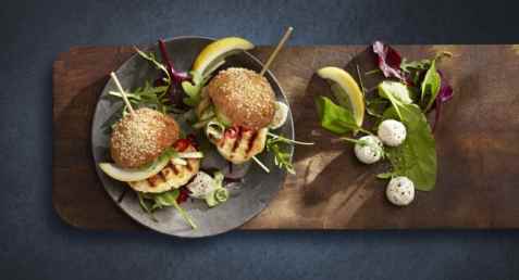 Bilde av Lofoten Perfekt grillfisk minislider med mozzarella.
