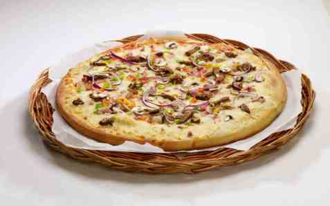 Bilde av Isbilen biff pizza. Bilde av Isbilen biff pizza.