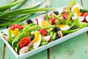 Prøv også Salat Nicoise.