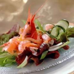 Prøv også Salat med røykalaks og reker.