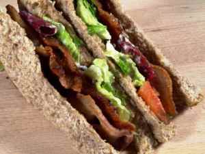 Prøv også BLT-Sandwich.