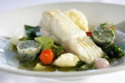 Prøv også Piggvar ” pot-au-feu ” med piggvar pølser og -boller.