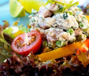 Prøv også Kylling- og skinkesalat med kesam.