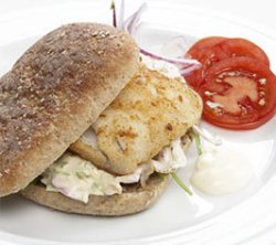 Prøv også Fiskeburgere med coleslaw.