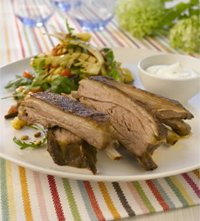 Prøv også Marinert spareribs med yoghurt-dip.