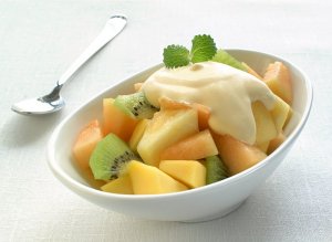 Prøv også Fruktsalat med råkrem.