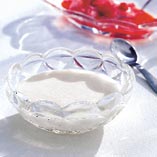 Prøv også Kardemomme-pudding med jordbærsaus.