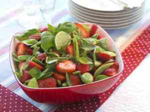 Prøv også Jordbærsalat med sukkererter.