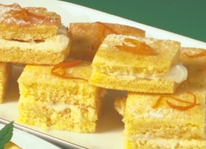 Prøv også Appelsinkake med ostekrem.