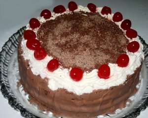 Fransk Black forest kake oppskrift.