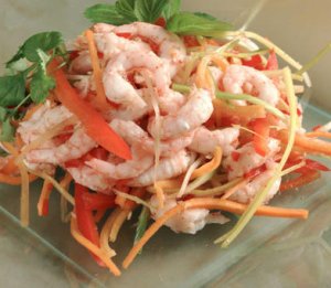 Prøv også Salat med reker, grønnsaker og thaikrydder.