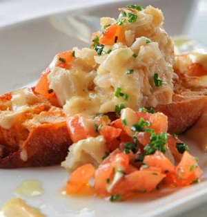 Prøv også Tørrfisk dampet i hvitvin med aioli og tomatconcassè.