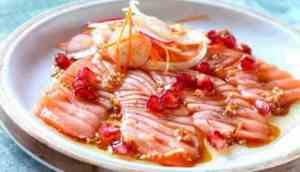 Prøv også Lettgrillet laksecarpaccio.