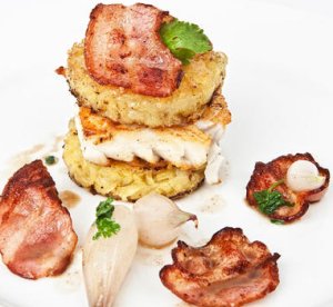 Prøv også Stekt sei med potetkake, løk og bacon.