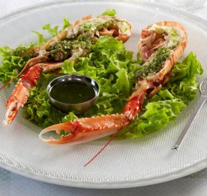 Prøv også Grillet sjøkreps med urteolje.