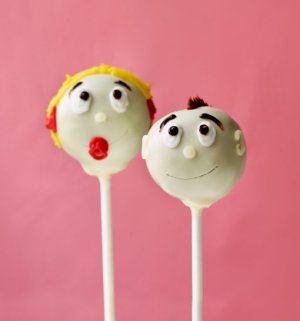 Prøv også Cake pops med hvit sjokolade.