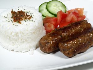Prøv også Longganisa (Filippinsk pølse).