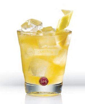 Prøv også Jameson Apricot Sour.