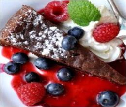 Prøv også Glutenfrie brownies med Teff med bærcoulis.