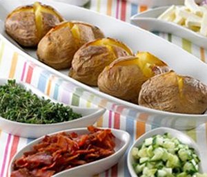 Prøv også Bakte poteter med Apetina.