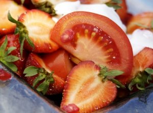Prøv også Jordbær og tomatsalat.