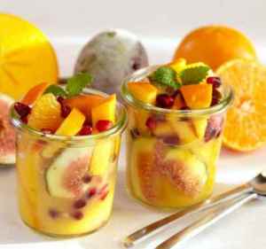 Prøv også Fruktsalat med sharon og granateple.