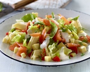 Prøv også Pastasalat med røkelaks og ost.