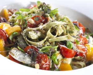 Prøv også Pasta med sardiner og pesto.