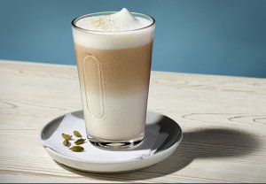Prøv også Iced Cardamome Macchiato.