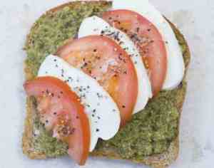 Prøv også Tomat og mozzarella på brødskiven.
