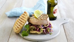 Prøv også Grillet kalkunburger med asiatisk kålsalat.
