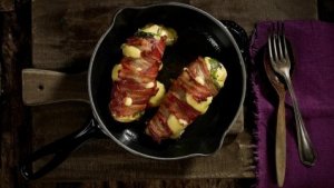 Prøv også Grillet Kyllingbryst med Jarlsberg, ruccola og bacon.
