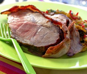 Prøv også BBQ Svinenakke med ananassalat.
