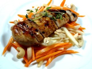 Prøv også Sitron-grillet kyllingfilet med gulrot og ingefær.