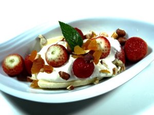 Prøv også Banansplit med jordbær og krem.