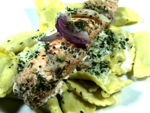Prøv også Laks i folie med spinat og ravioli.