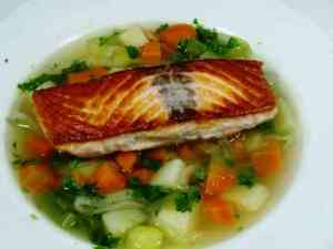 Prøv også Laks med grønnsakssuppe.
