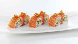 Prøv også Karibumaki sushi med laks.