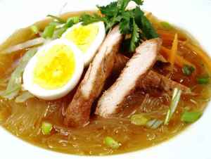 Prøv også Sotanghon noodles med kylling.