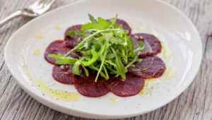Prøv også Reinsdyrcarpaccio.