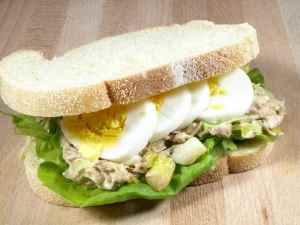 Prøv også Tunfisksandwich med egg.