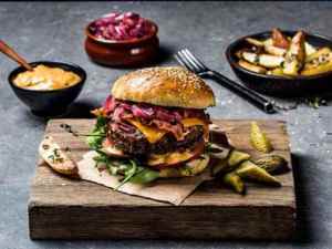 Prøv også Plain and tasty burger.