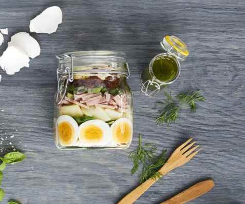 Prøv også Salat med egg og skinke.