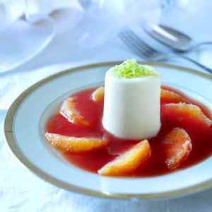 Prøv også Appelsinsuppe med pannacotta.