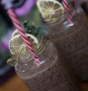 Prøv også Tony Baker’s Kalettes blåbær smoothie.