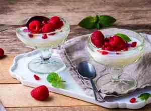 Prøv også Panna cotta med bringebær enkel.