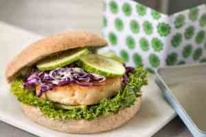 Prøv også Grov fiskeburger med coleslaw.