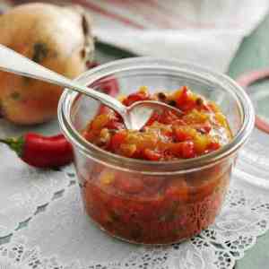 Prøv også Paprika- og løkchutney.