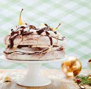 Prøv også Freia dobbel sjokoladepavlova.